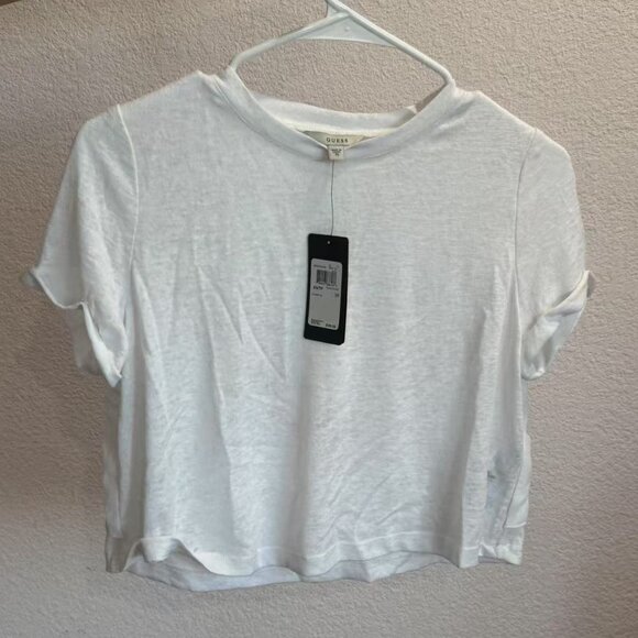 GUESS Cropped Tee with flowy back (Size XS) (New with tags!) - Picture 2 of 3